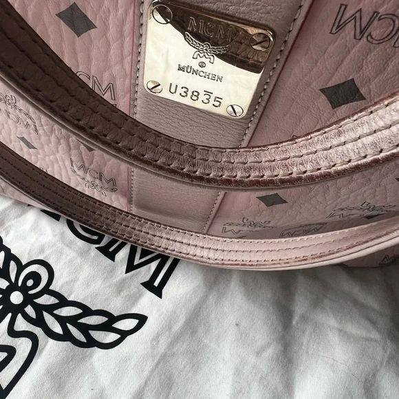 MCM Blush Monogram Reversible The Shopper - Picture 8 of 8